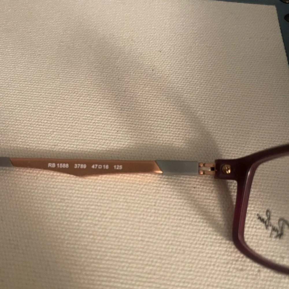 Ray Ban Junior 1588